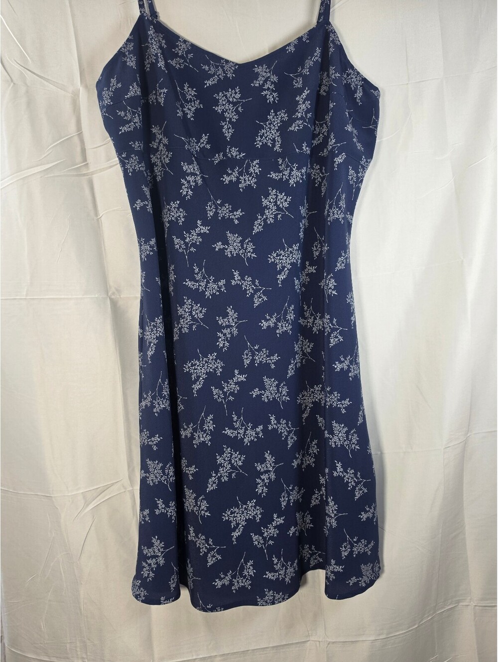 Navy Blue Floral Spaghetti Strap Midi Dress – V-Neck
